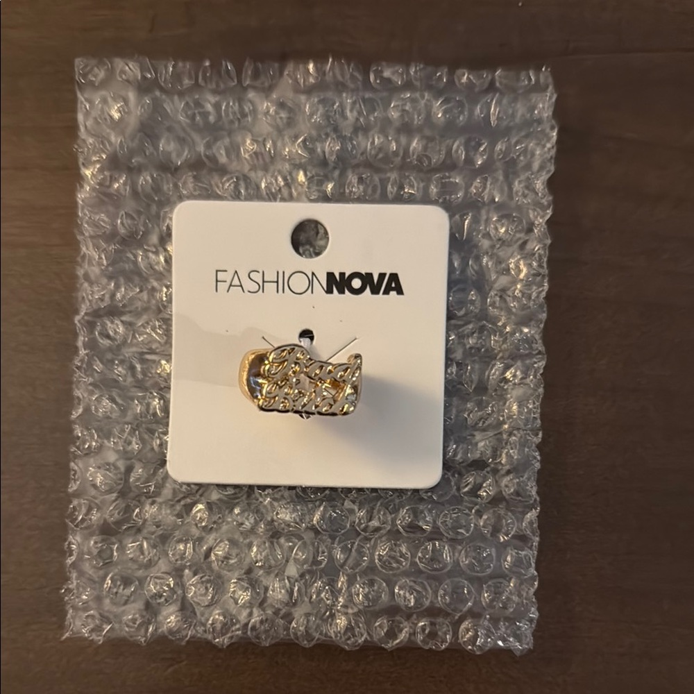 ❤️ New Fashion Nova Gold and Silver Ring